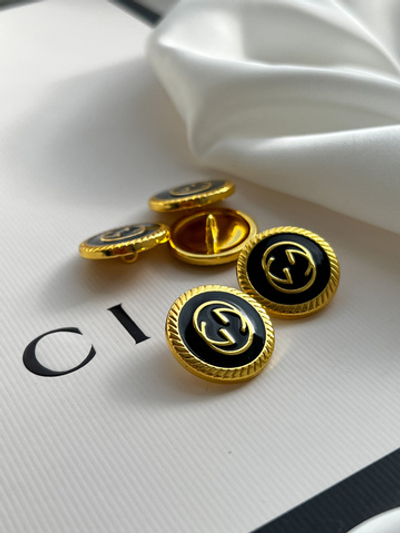 Пуговицы Гучч. Черные золото 20 мм эмаль