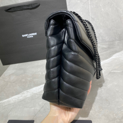 Saint Laurent Loulou 32 cm