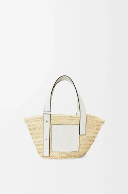 Loewe Небольшая сумка-корзинка из пальмовых листьев и телячьей кожи, натуральный
