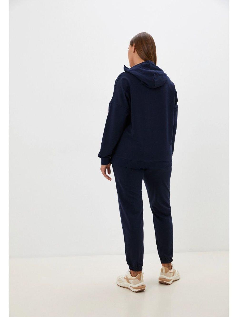 Костюм спортивный