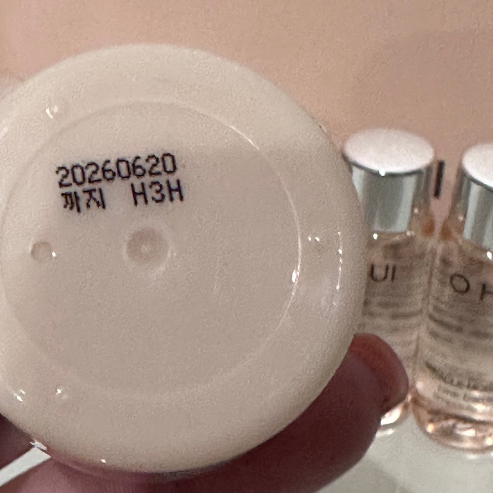 O HUI MIRACLE MOISTURE Pink Barier Ampoule