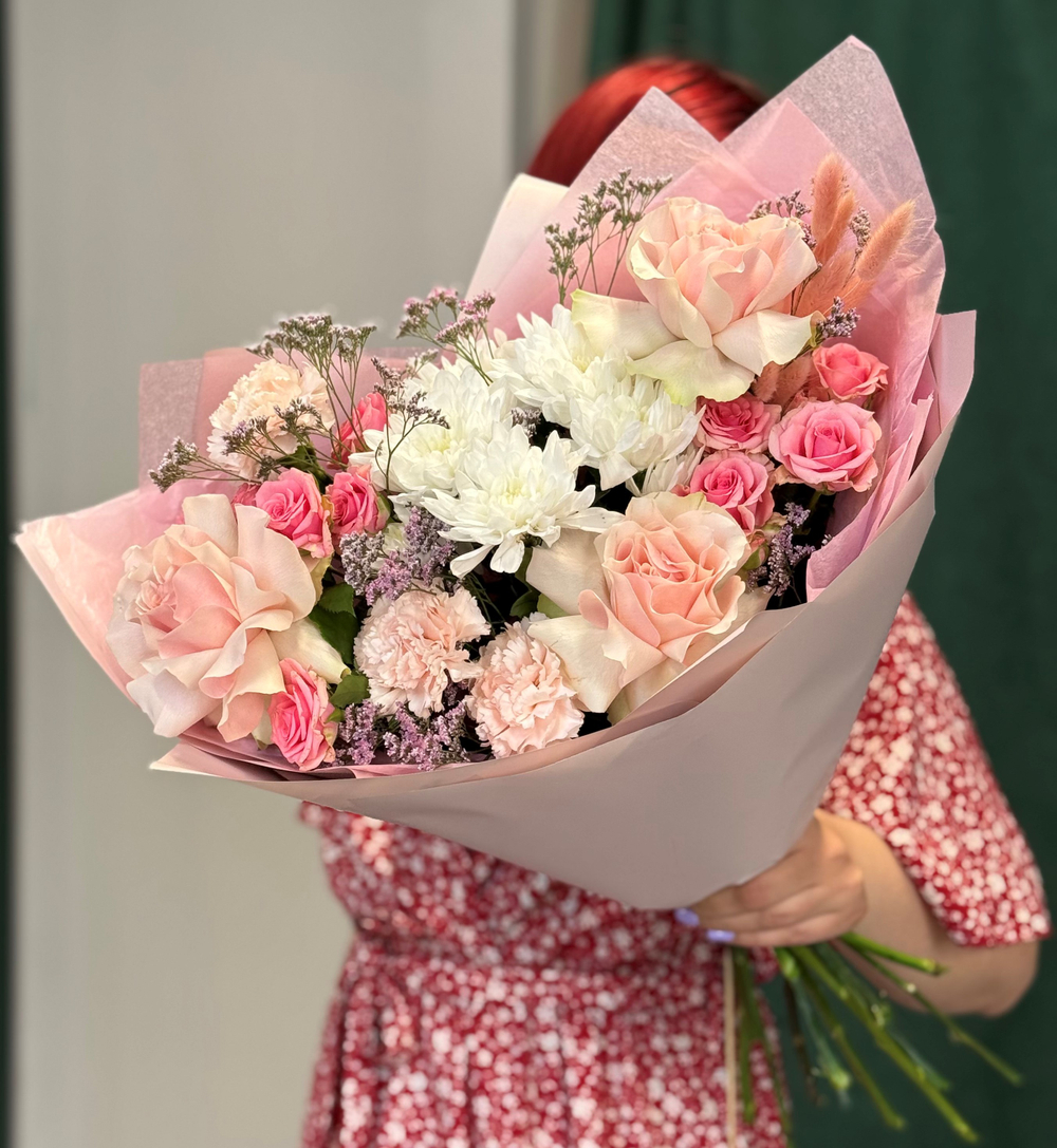 Букет «Незабываемо» французская роза и кустовая роза