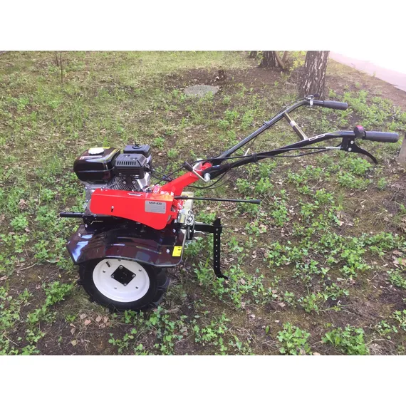 Мотоблок "ПАХАРЬ" TCP 820MS