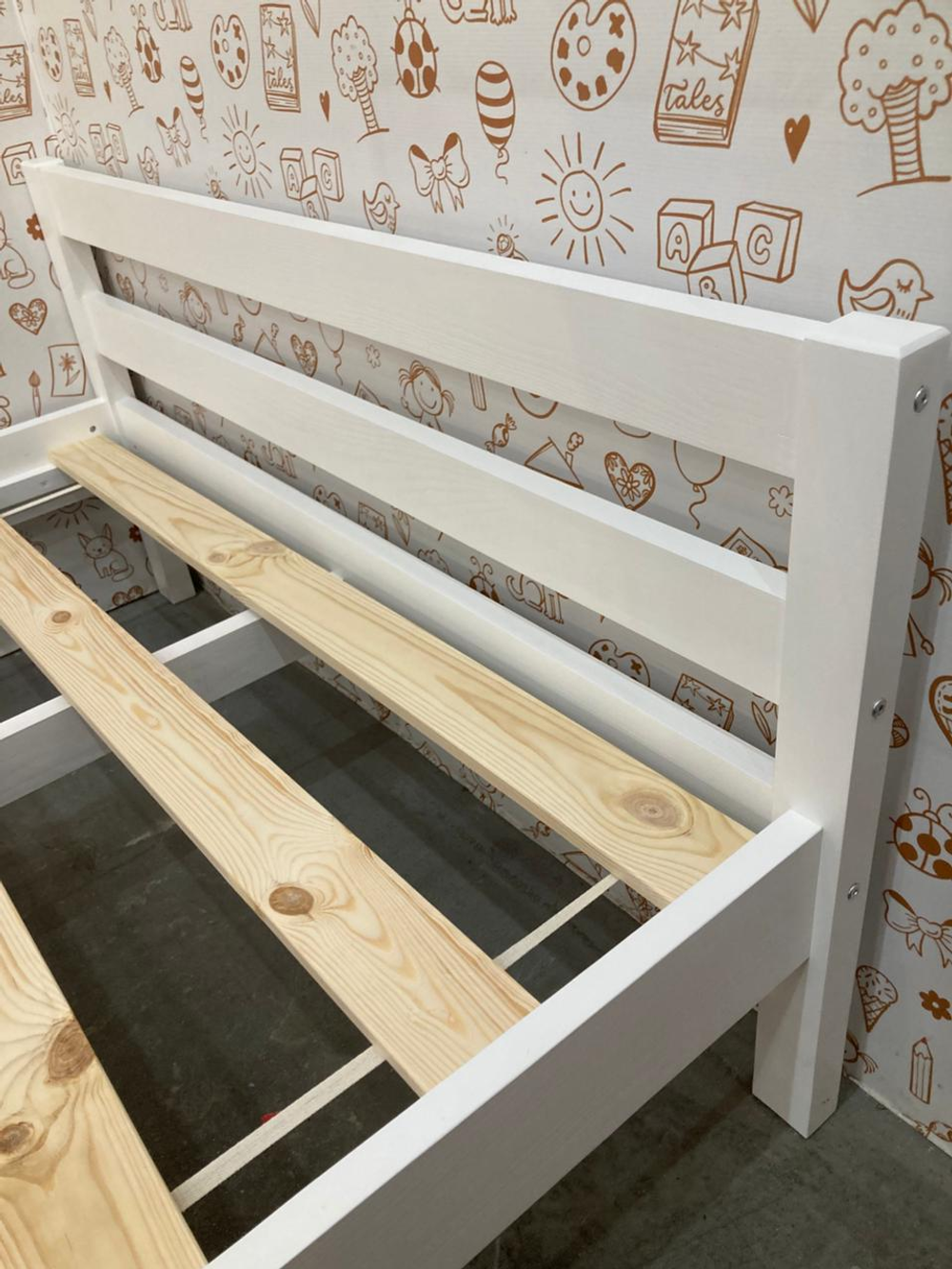 Кровать-13 двойная из массива белый 1200*2000