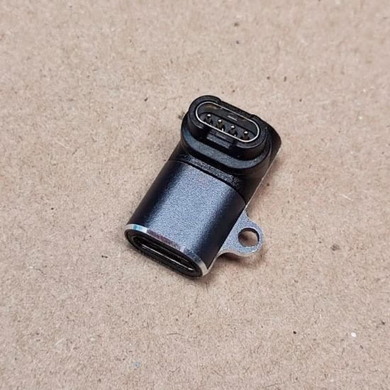 Адаптер угловой Type-C для зарядки часов Garmin