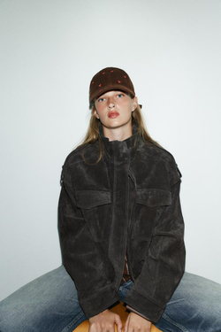 ZARA ВЕЛЬВЕТОВАЯ КЕПКА С ВЫШИВКОЙ В ВИДЕ СЕРДЕЦ, КОРИЧНЕВЫЙ