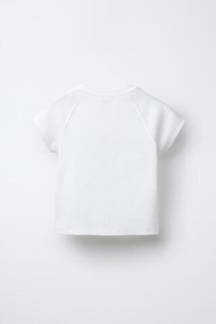 ZARA ФУТБОЛКА В РУБЧИК С НАДПИСЬЮ, БЕЛЫЙ