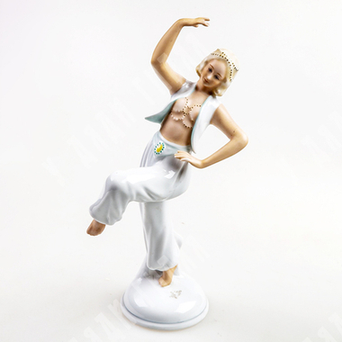 Танцовщица из гарема.Фарфоровая стутаэтка. Фарфор. Роспись.Германия. Schaubach Kunst.Валлендорф,50-е