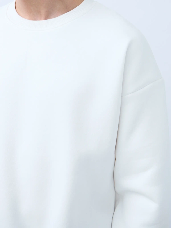 Свитшот оверсайз, с начесом (белый)