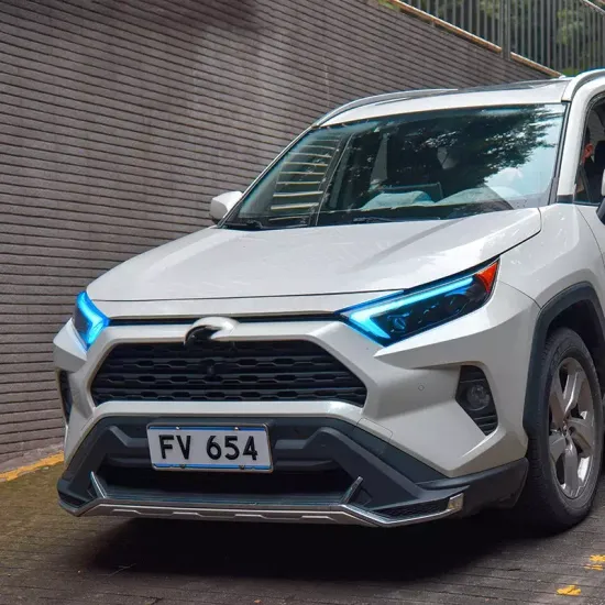 Передние фары Тойота Рав 4 2020-2022 V6 type