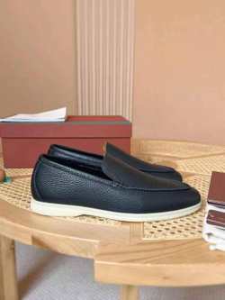 Лоферы Loro Piana Summer Walk с мехом