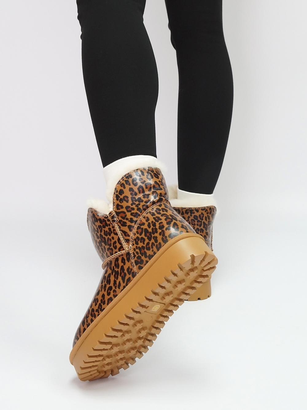 Угги женские зимние