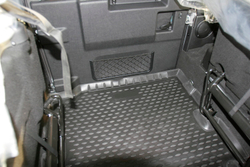 Коврик в багажник для LAND ROVER Defender 90, 2007- 3D, внедорожник длин. (полиуретан) арт.NLC.28.07.G13