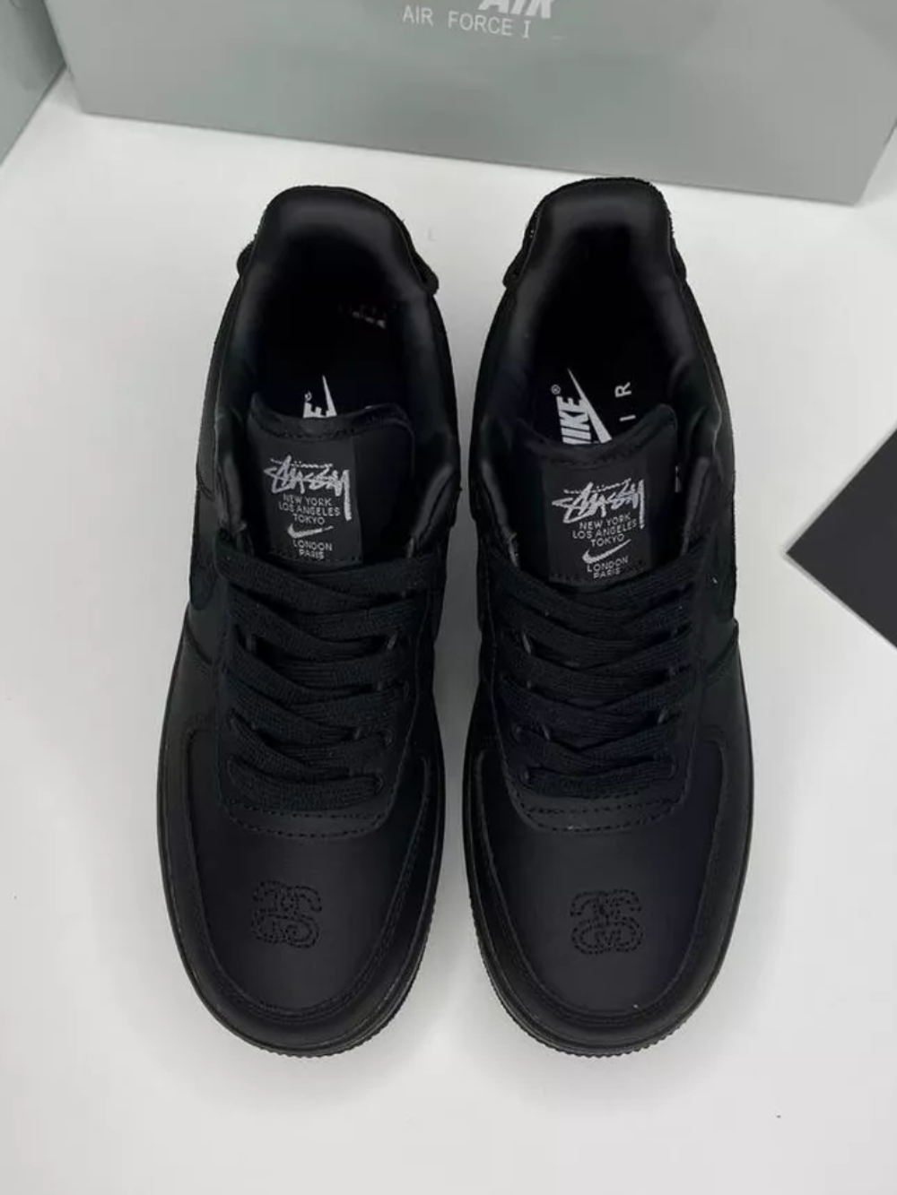 Кроссовки Nike Air Force 1 Low Stussy Black