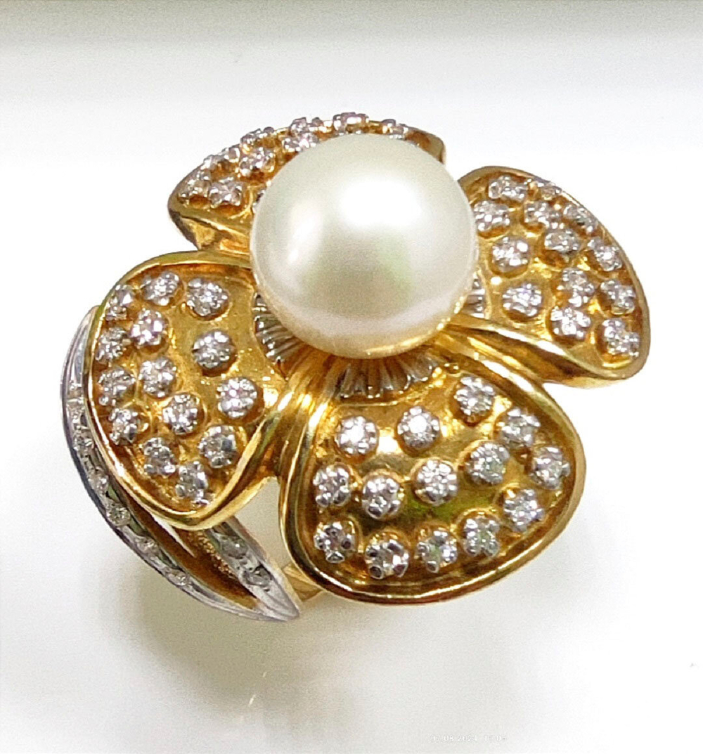 Кольцо Эстерелла золото 750, бриллианты, жемчуг