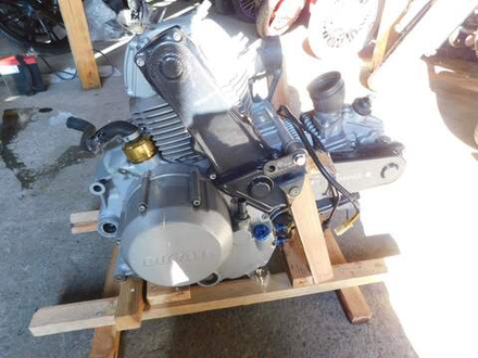 двигатель Ducati Monster 400