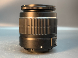 Canon EOS 100D Kit EF-S 18-55mm f/3.5-5.6 700 кадров