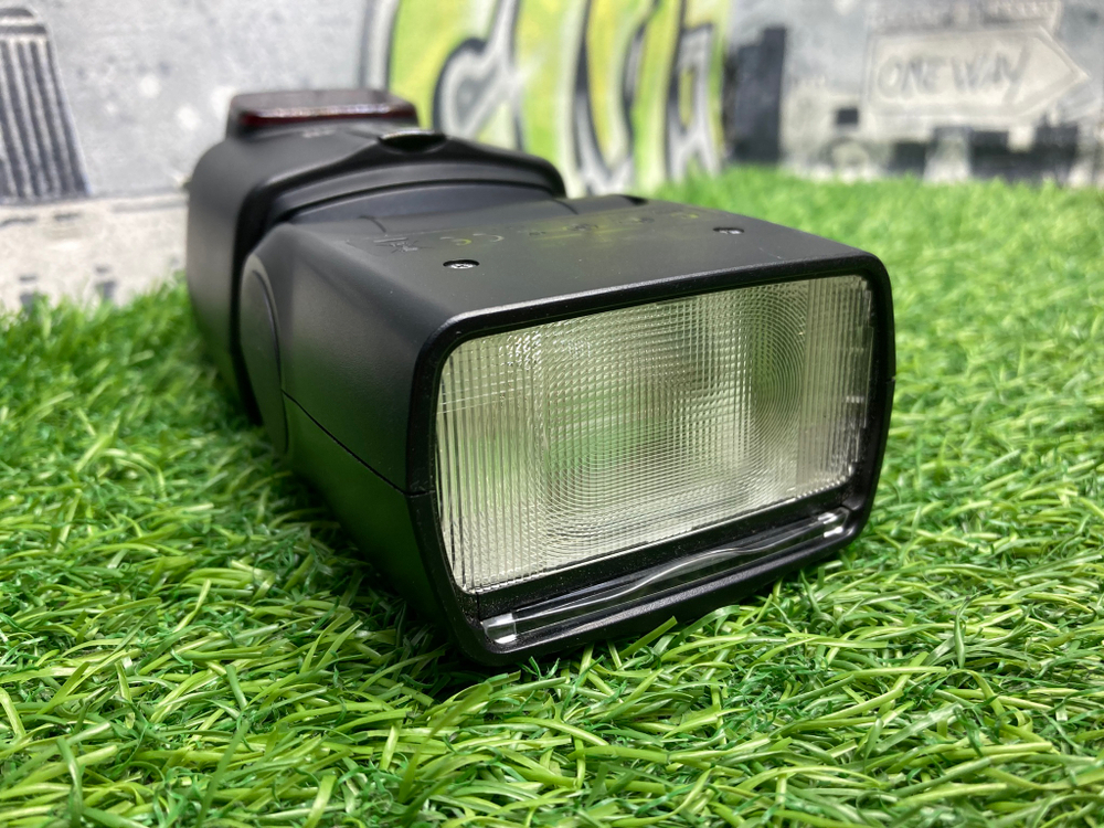 Canon Speedlite 430EX II