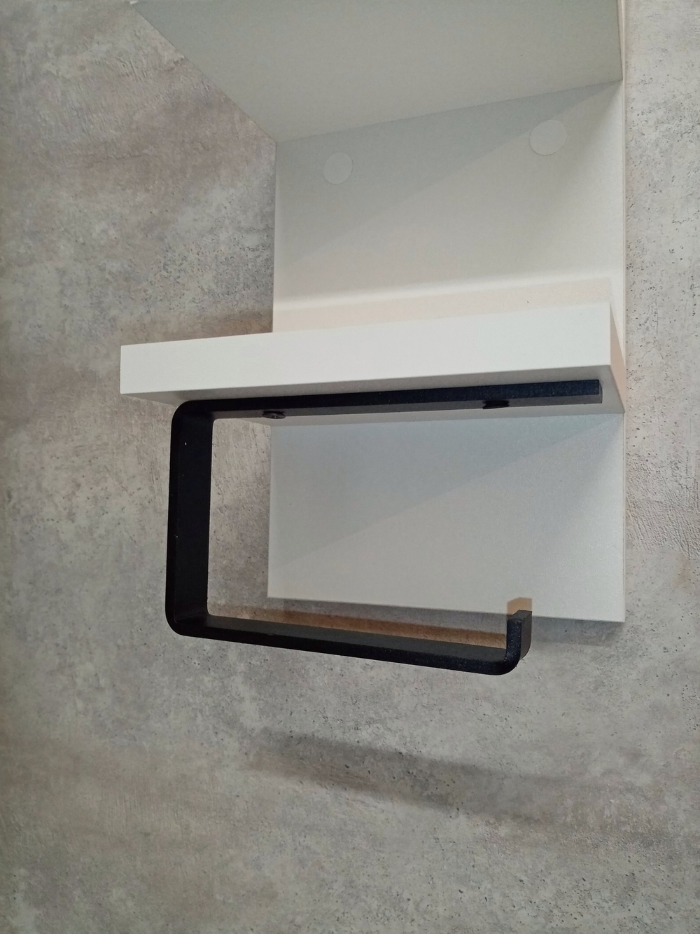 Держатель для туалетной бумаги с полками