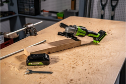 Аккумуляторная УШМ Greenworks GD24AG (3200207), 125 мм, без аккумулятора