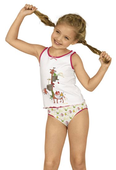 Комплект для девочек Pelican GUA 249