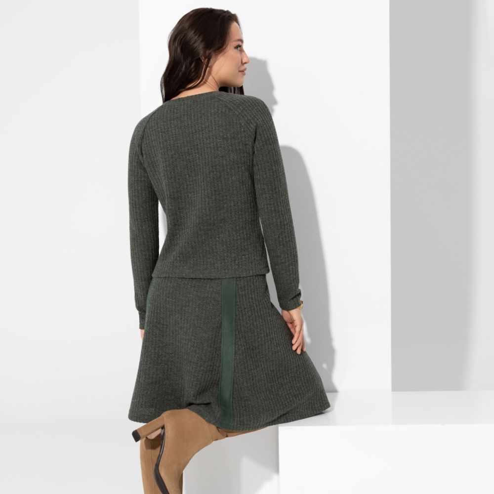 Комплект с юбкой Инста-стиль (2 в 1, elegant) Charutti (Акция)