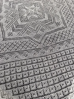 Оренбургский пуховый платок-паутинка А140-02 экрю