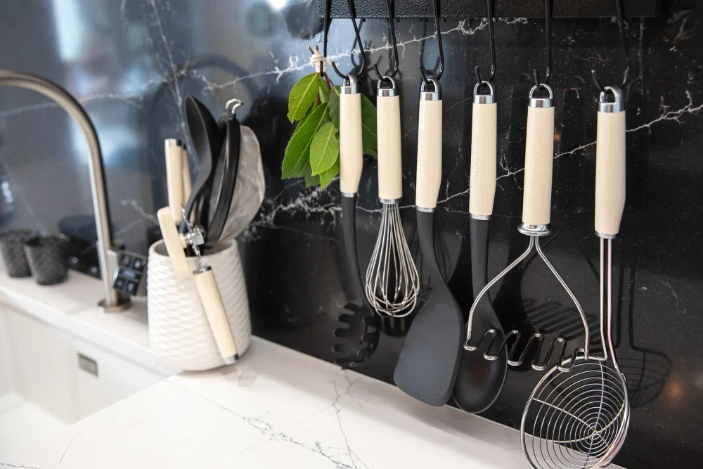 KitchenAid Открывалка CORELINE