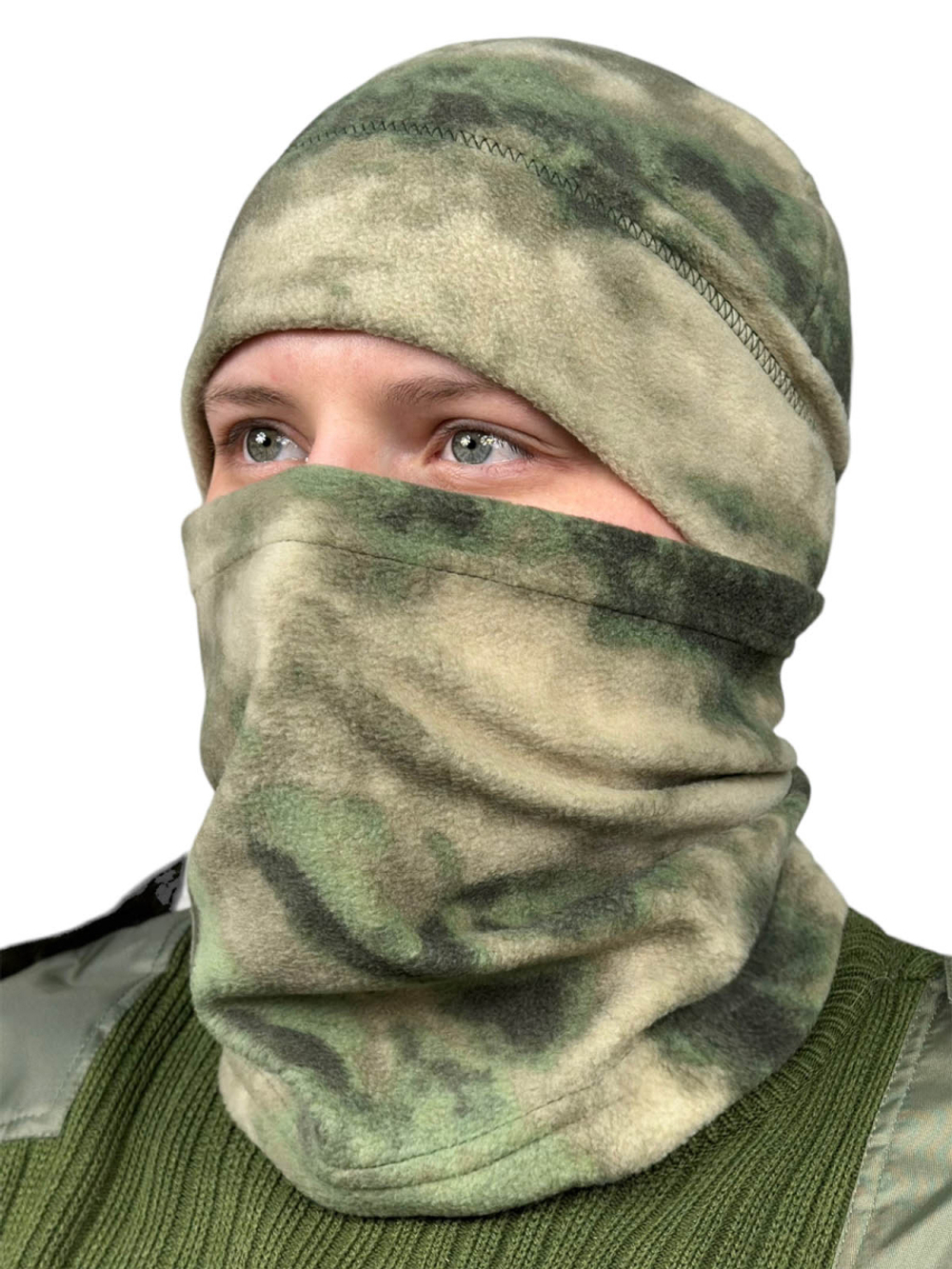 Флисовая шапка и бафф атака