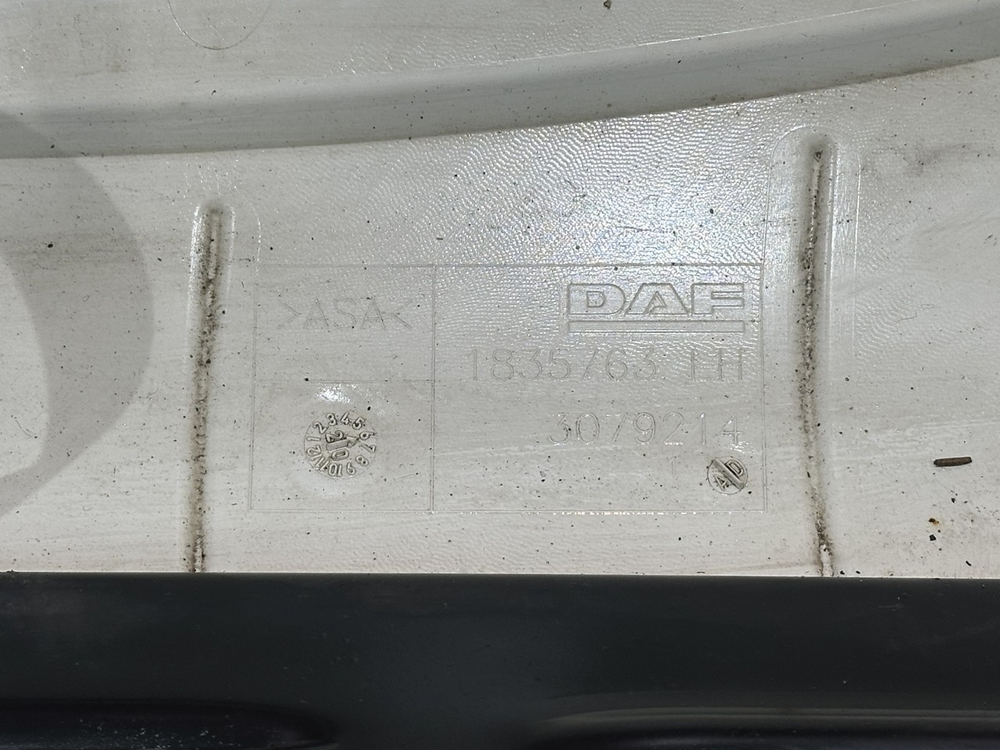 Угол кабины левый 2020г.