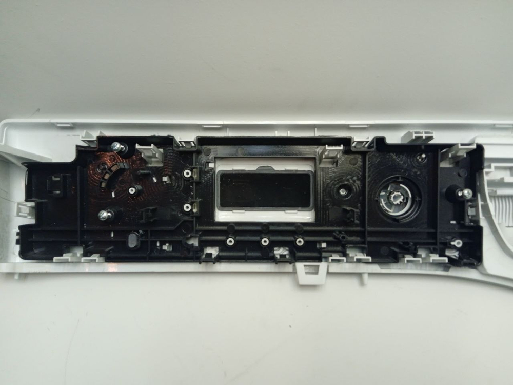 VMUF 501 B кт4 Лицевая панель для стиральной машины Hotpoint-Ariston C00512836 б/у