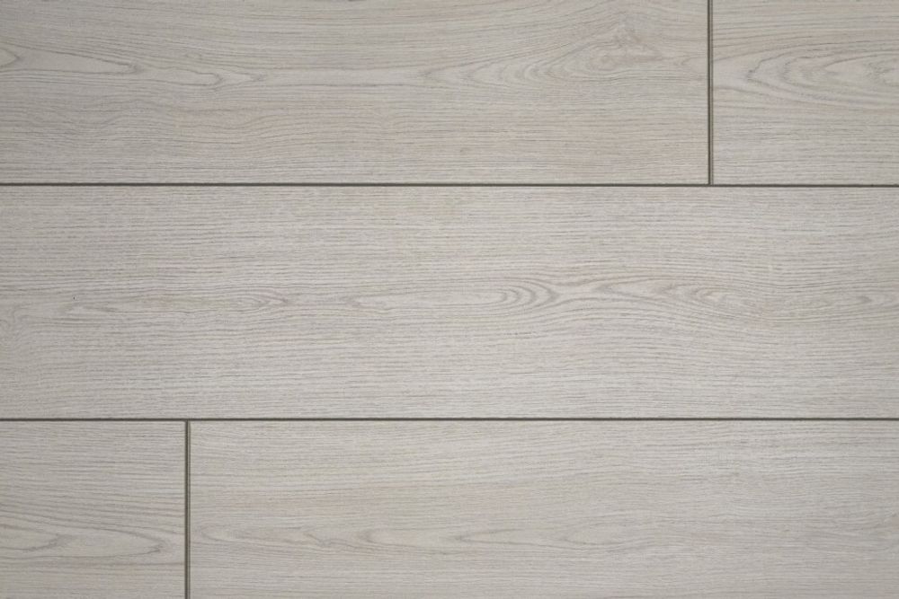 Classic 8/34 4V Дуб Каселла белый, 1,995 м²