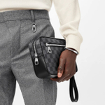 Борсетка Louis Vuitton