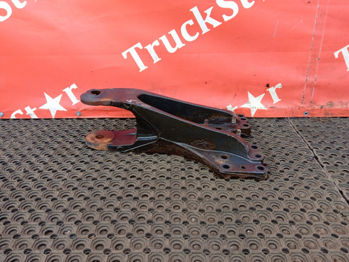 Кронштейн полурессоры задний