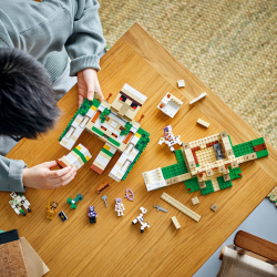 LEGO Minecraft - Крепость железного голема 21250 / артикул   21250  / GTIN 5702017415857