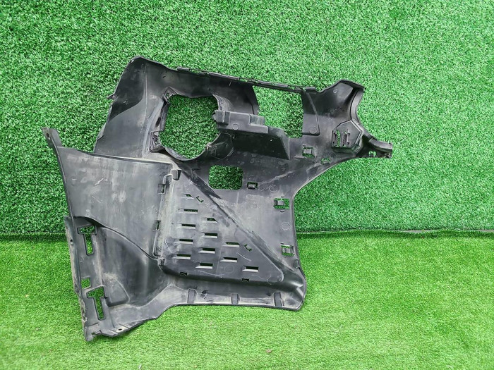 Кронштейн ПТФ левый BMW X2 F39 (2017-2023) M-paket