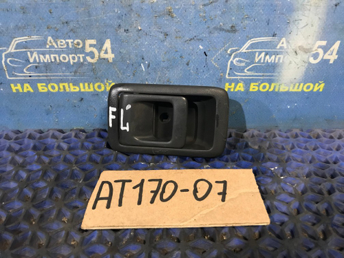 Ручка двери передней левой салонная TOYOTA CORONA 1991