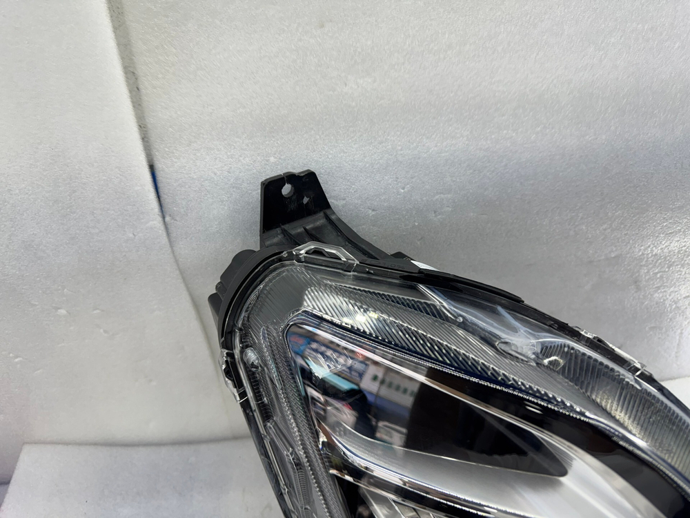 Оригинальная фара Chery Omoda, LED, бу