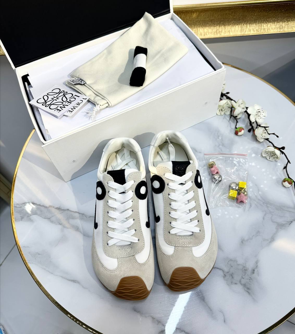 Кроссовки Loewe