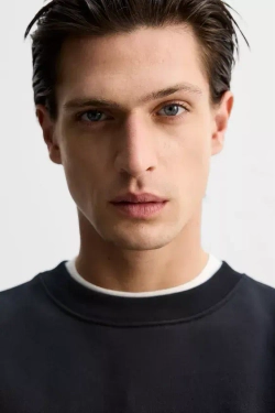 ZARA ТОЛСТОВКА С КРУГЛЫМ ВЫРЕЗОМ, МОРСКОЙ СИНИЙ