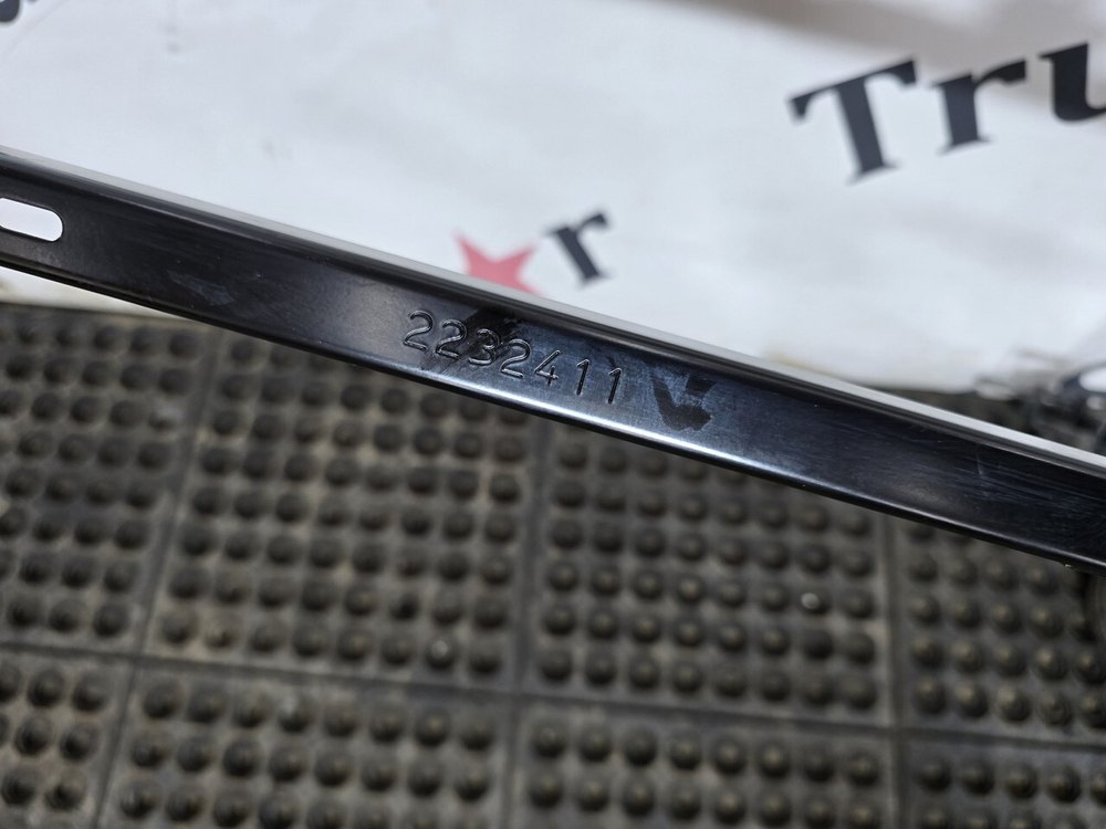 Рама вещевого отделения