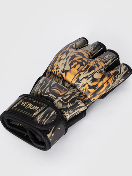 Перчатки ММА Venum Tiger Black/Neo Orange
