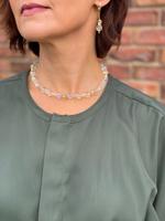 Колье из чешского стекла, оттенок шампань, фурнитура золото.