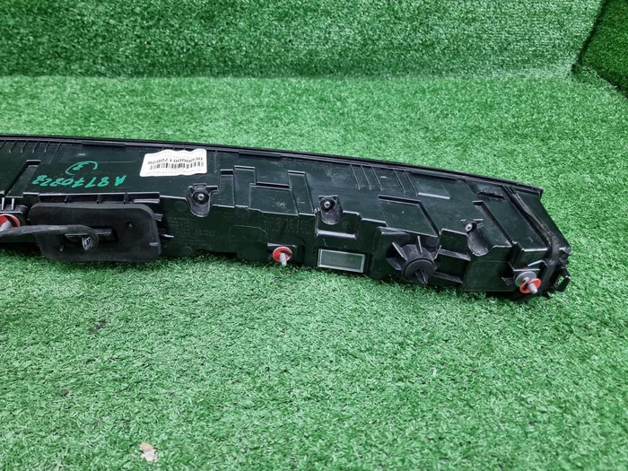 Фонарь крышки багажника Lixiang L6 (2024-н.в.)