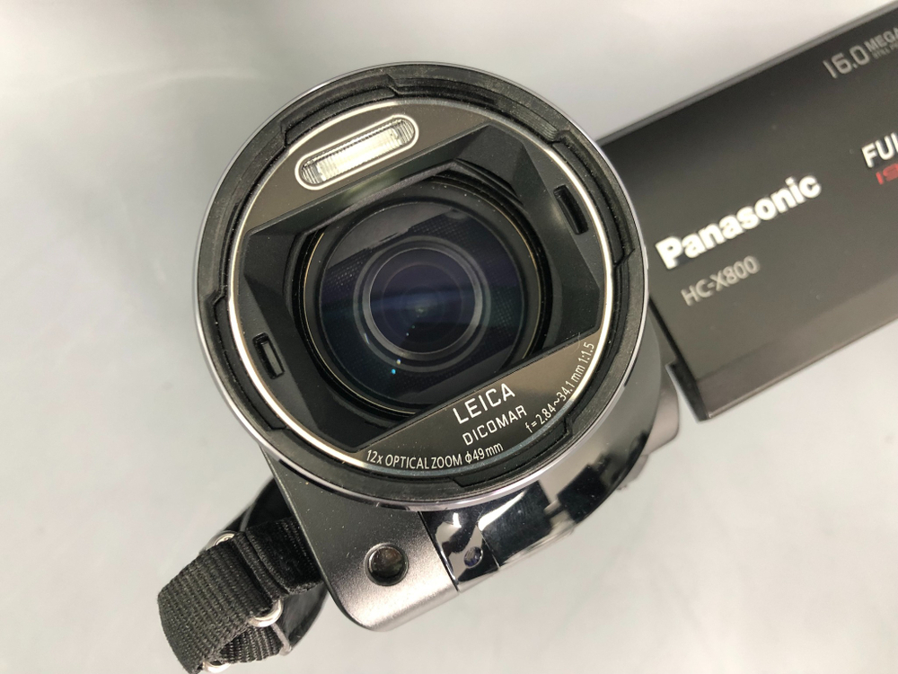 Panasonic HC-X800