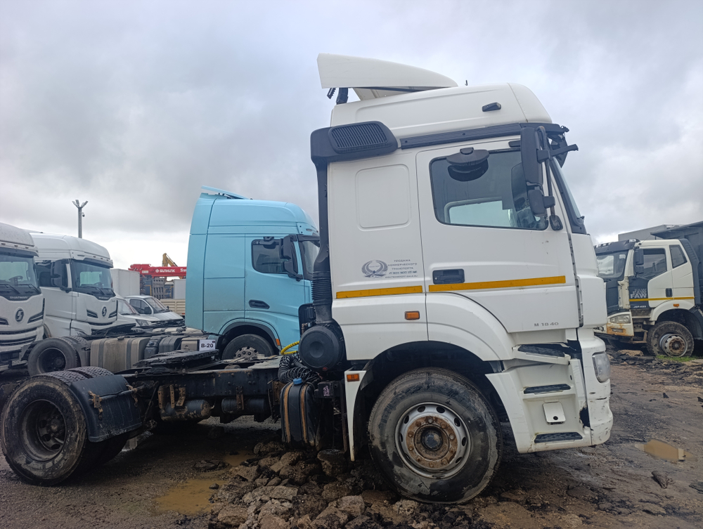 КамАЗ 5490 4x2 Седельный тягач 5490-095-68 (Дизельный, 12,0 л, 428 л.с., МТ)