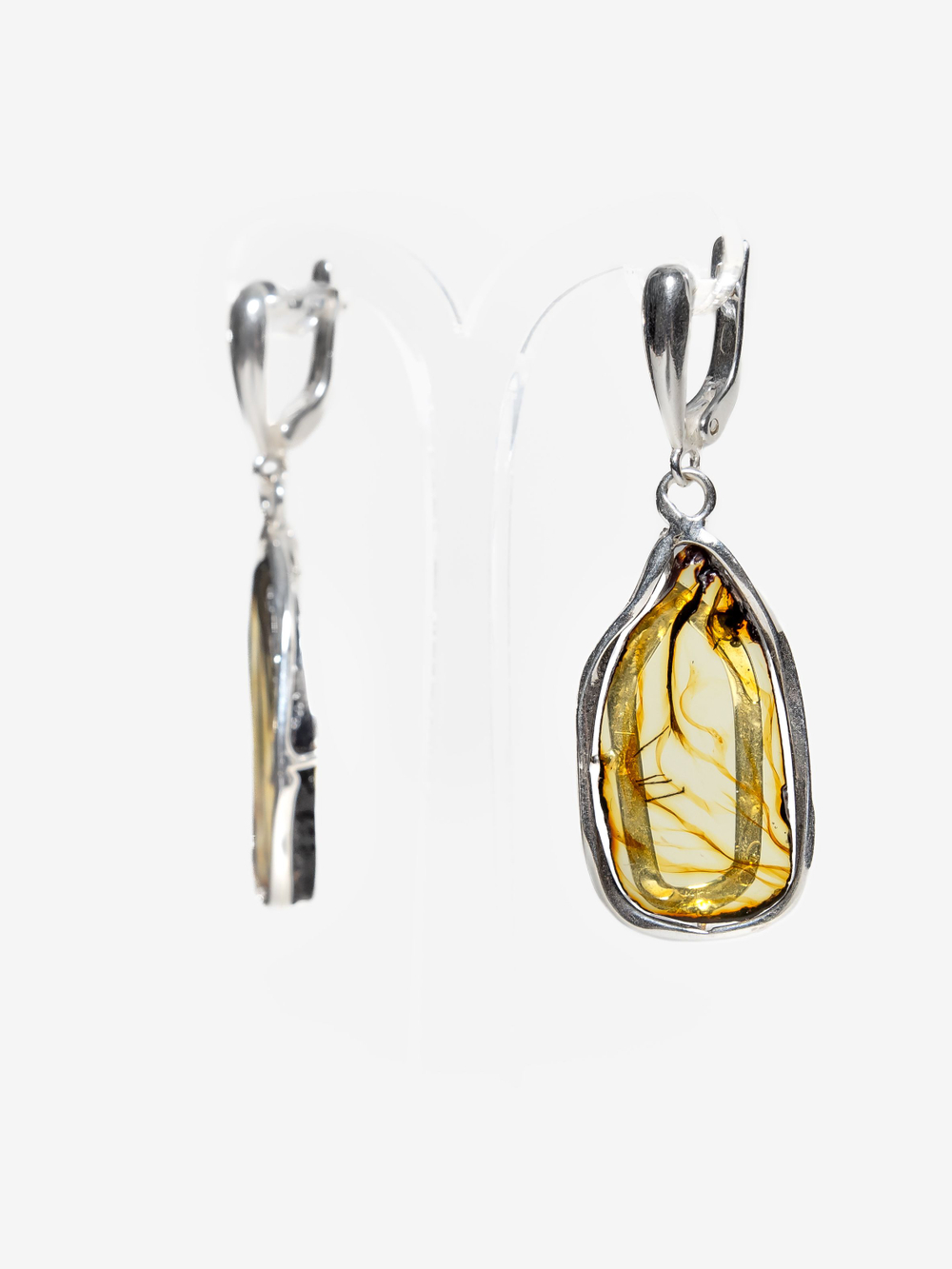 Уникальные серебряные серьги с цельным пейзажным янтарем, серебро 925 пробы