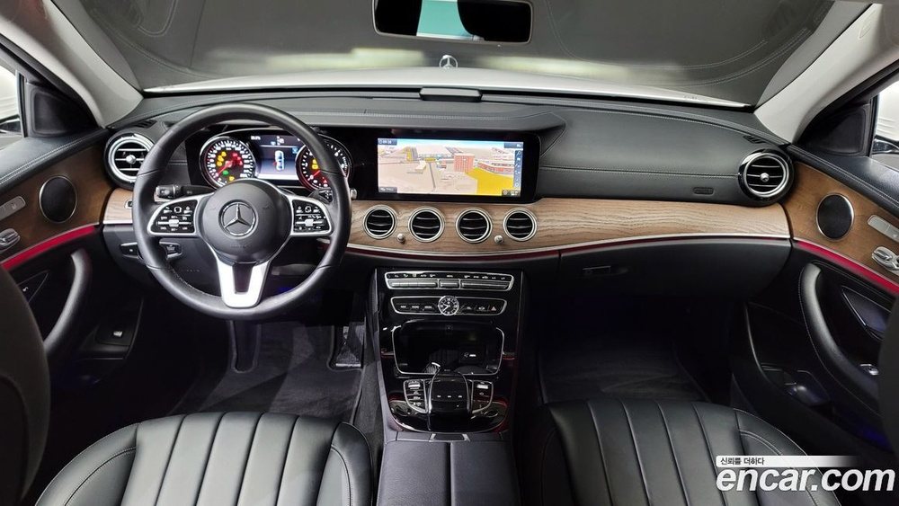 Mercedes-Benz E-Class W213 E220d 4MATIC Exclusive (09.2019)