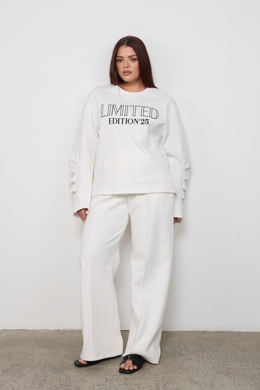 Свитшот из трикотажа с надписью "Limited edition", молочный