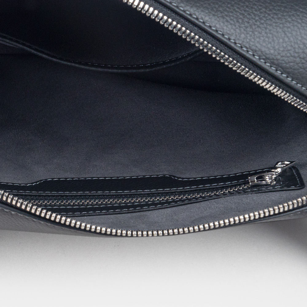 Сумка поясная Slash из кожи теленка, черного цвета